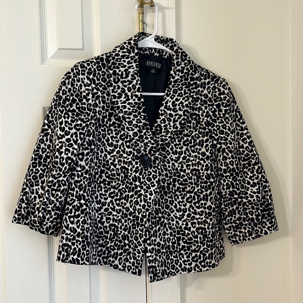 🚫 SOLD🚫 Kasper Petite Womens Blazer Tan Black Animal Print Size 2P
